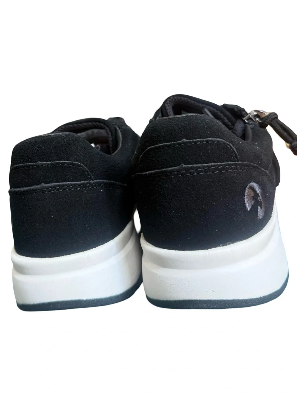 BILLY Comfort Jogger Sneakers 🖤 NWT Adaptive Zip Shoes Size 6